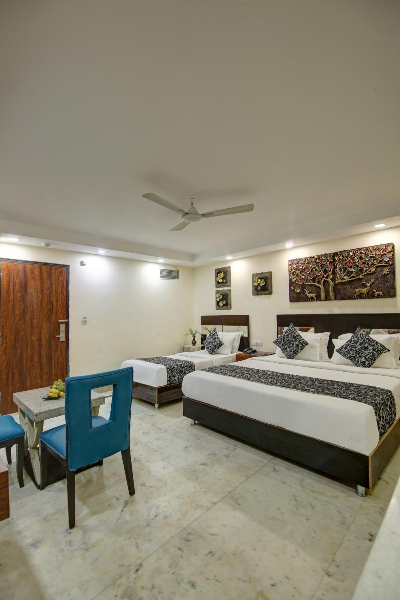 Hotel Neu Villa - Near Connaught Place & New Delhi Railway Station Ню Делхи Екстериор снимка