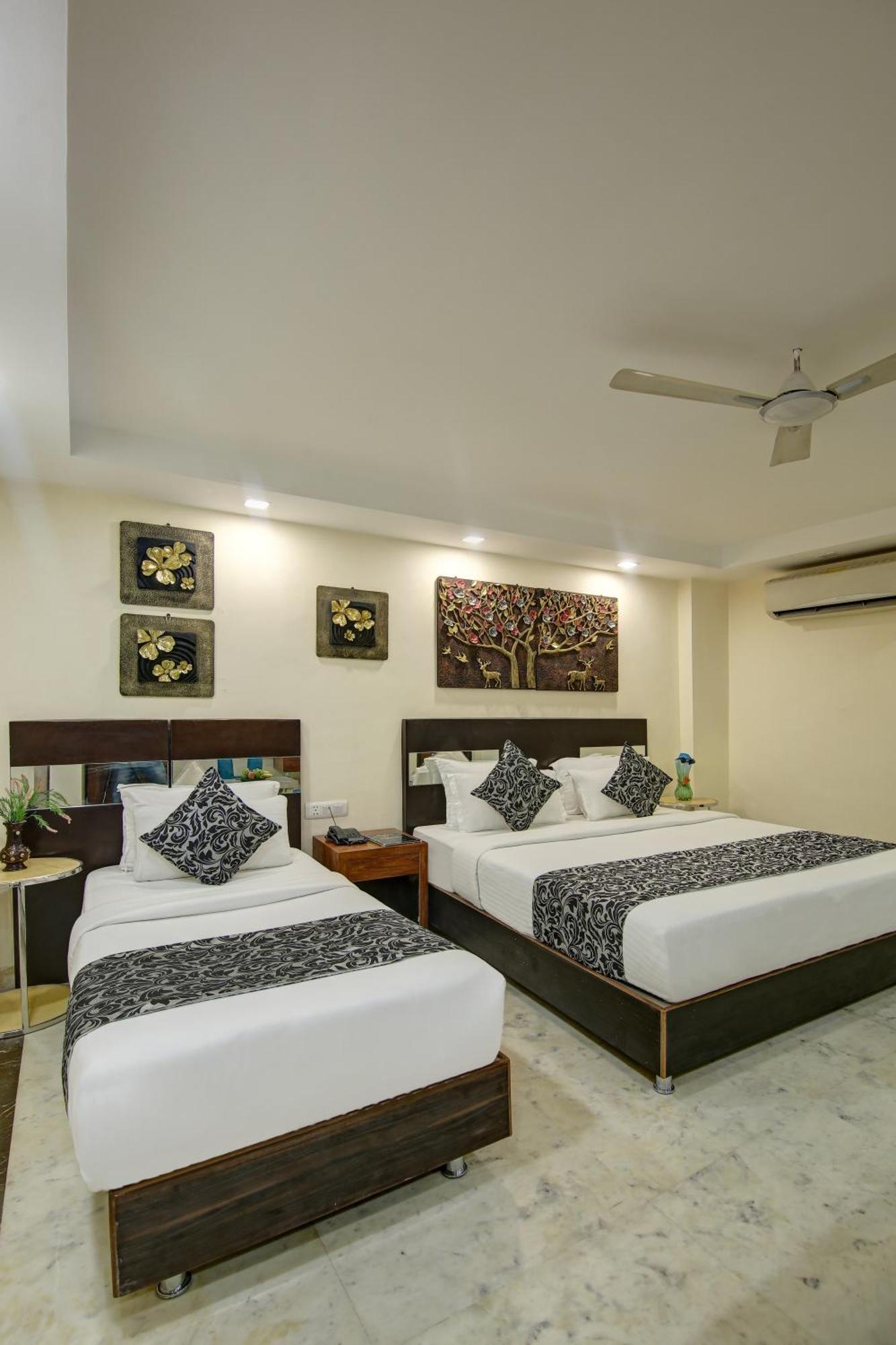 Hotel Neu Villa - Near Connaught Place & New Delhi Railway Station Ню Делхи Екстериор снимка