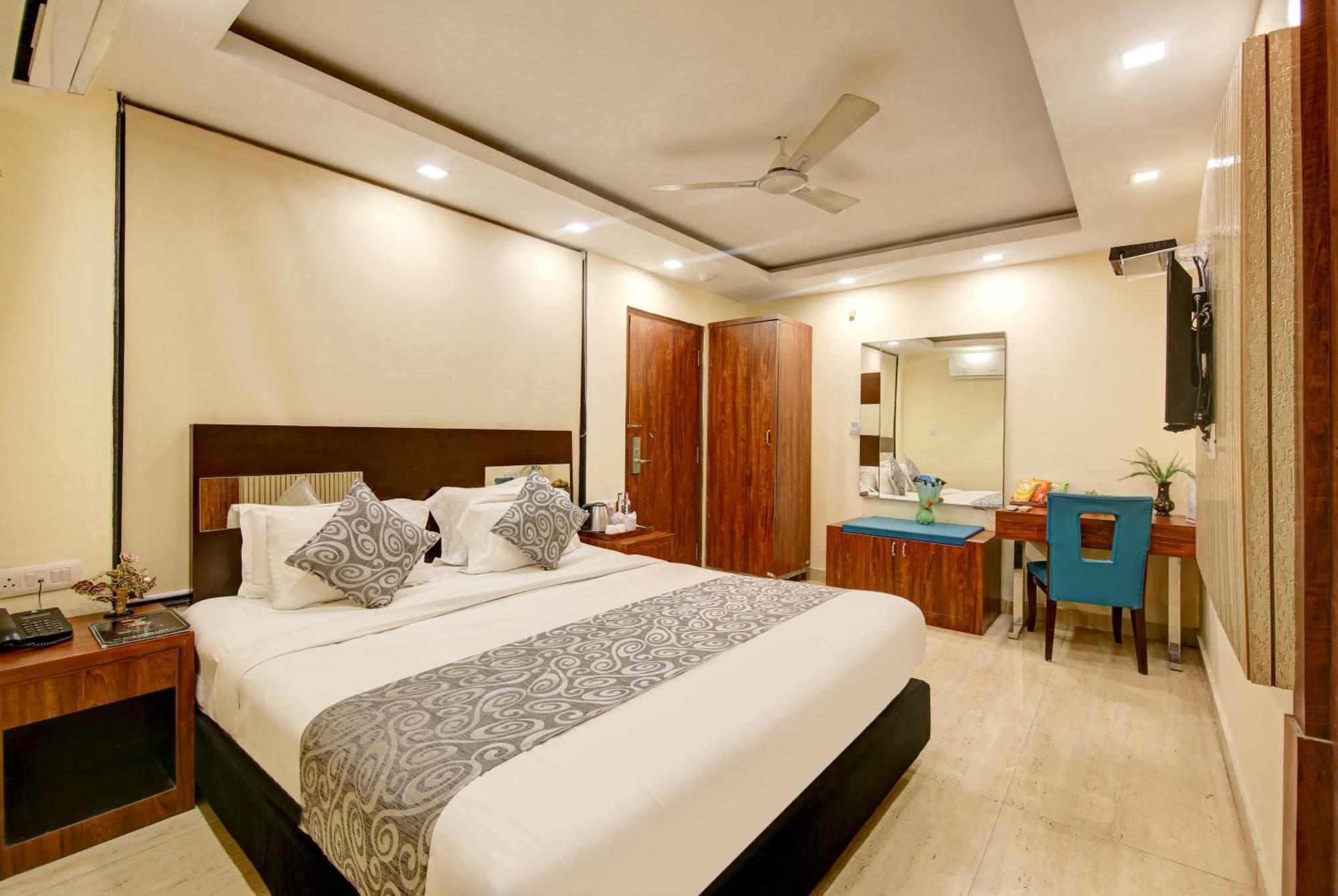 Hotel Neu Villa - Near Connaught Place & New Delhi Railway Station Ню Делхи Екстериор снимка