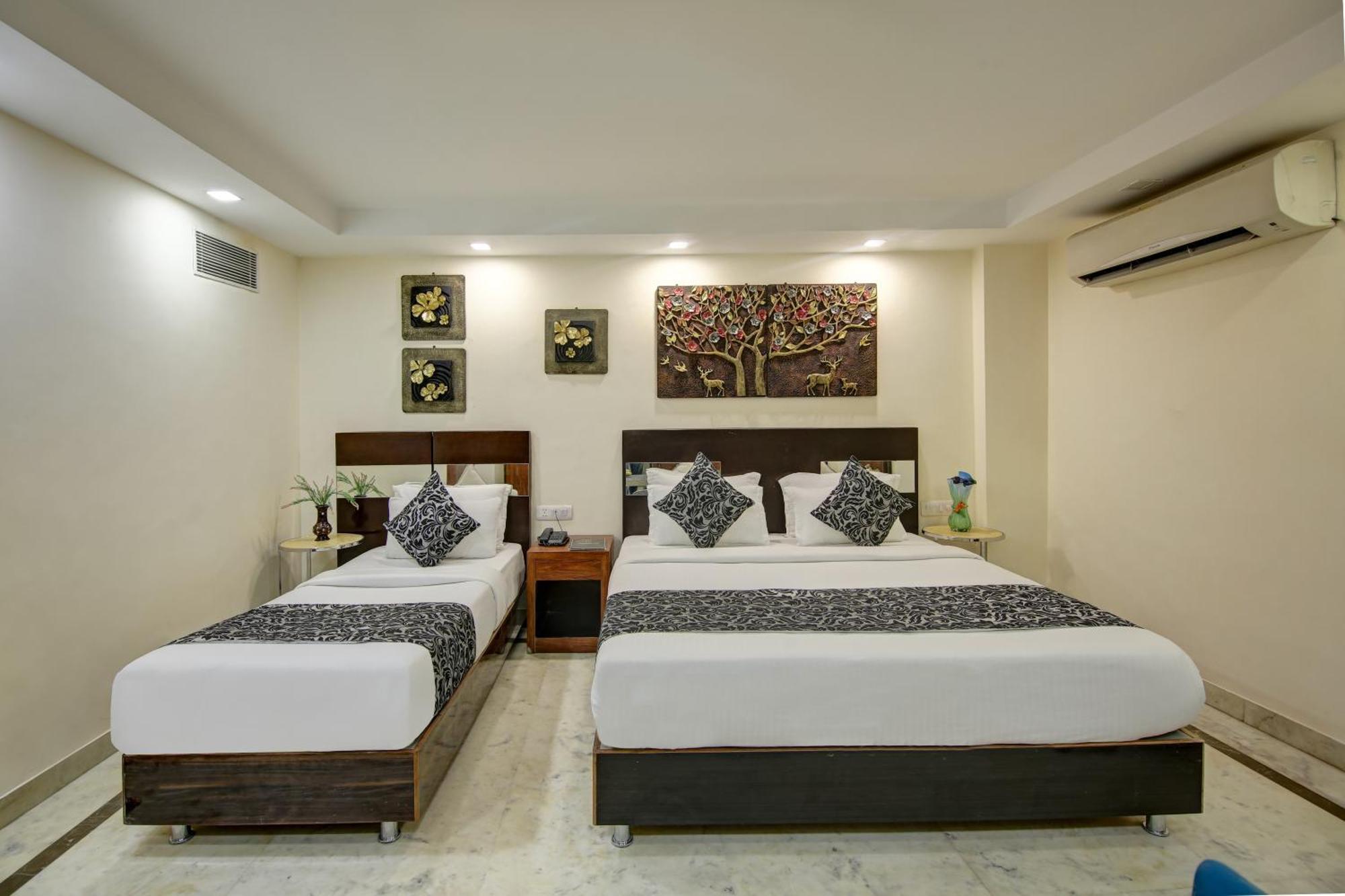 Hotel Neu Villa - Near Connaught Place & New Delhi Railway Station Ню Делхи Екстериор снимка