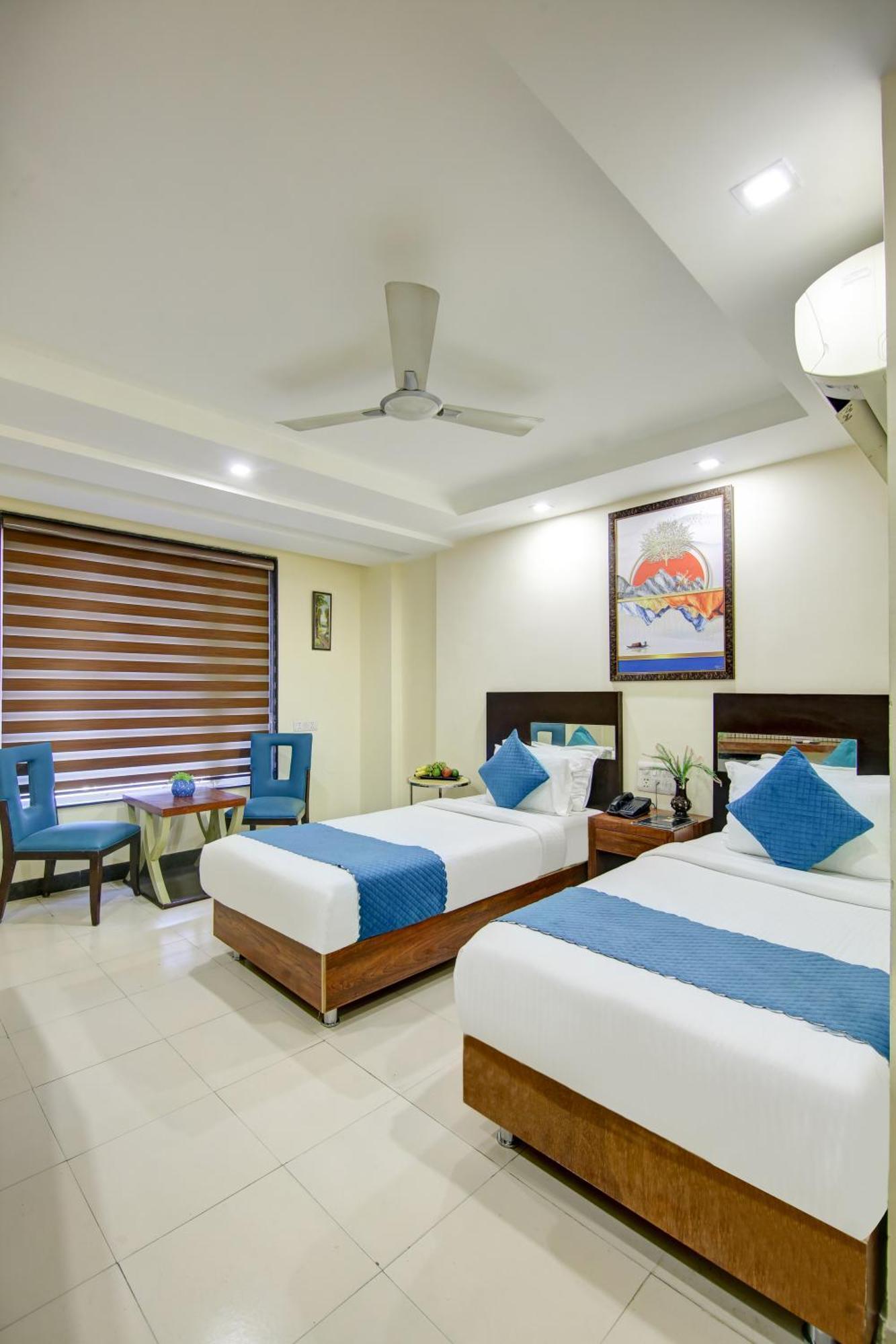 Hotel Neu Villa - Near Connaught Place & New Delhi Railway Station Ню Делхи Екстериор снимка